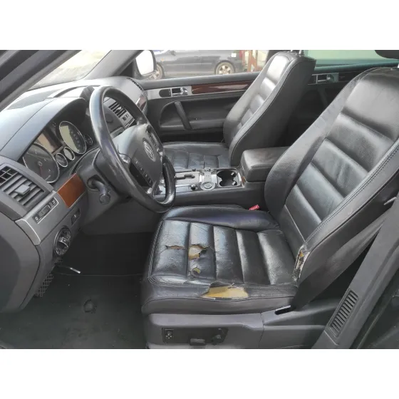 VOLKSWAGEN TOUAREG (7LA) '2004 2.5 TDI NEGRO