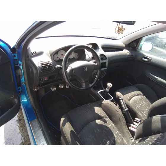 PEUGEOT 206 BERLINA '2004 1.6 16V CAT AZUL