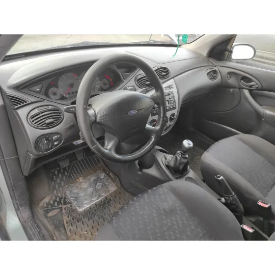 FORD FOCUS BERLINA (CAK) '2001 * CELESTE