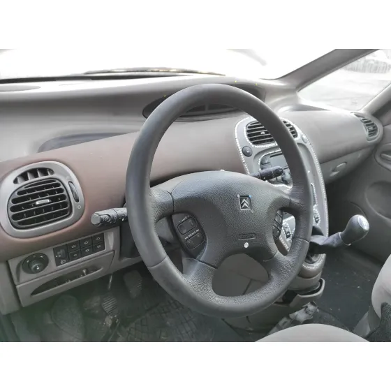 CITROEN XSARA PICASSO '2002 2.0 HDI CAT (RHY / DW10TD) PLATA
