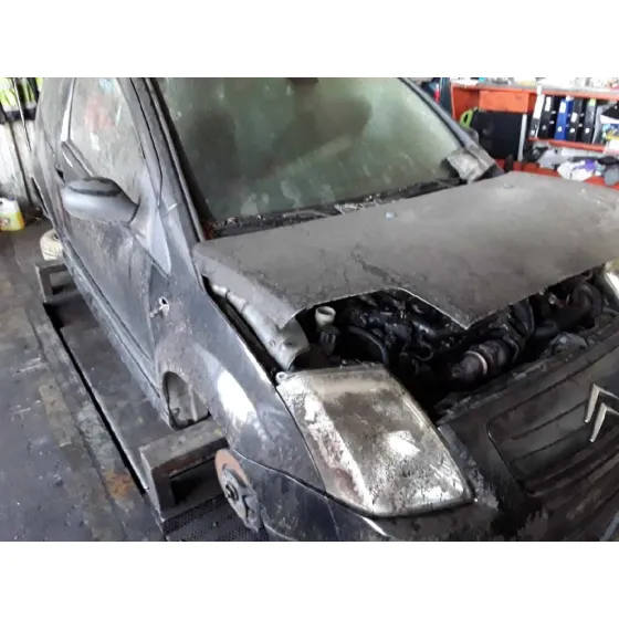 CITROEN C2 '2005 1.4 HDI NEGRO