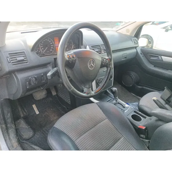 Mercedes-Benz CLASE A (W169) 2004