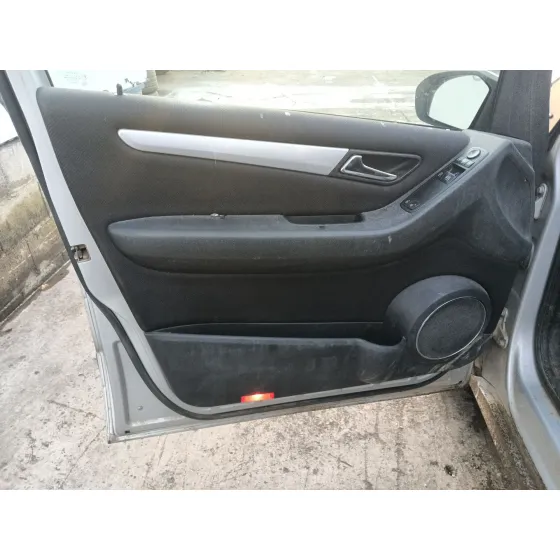 Mercedes-Benz CLASE A (W169) 2004