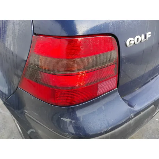 VOLKSWAGEN GOLF IV BERLINA (1J1) '2006 1.9 TDI AZUL MARINO