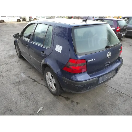 VOLKSWAGEN GOLF IV BERLINA (1J1) '2006 1.9 TDI AZUL MARINO