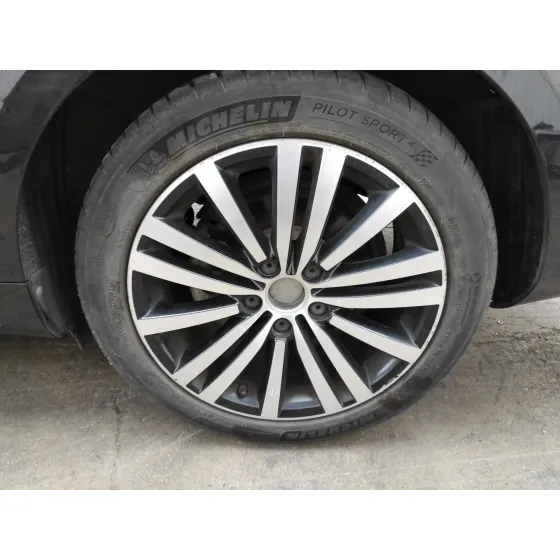 VOLKSWAGEN PASSAT VARIANT (365) '2012 2.0 TDI DPF NEGRO