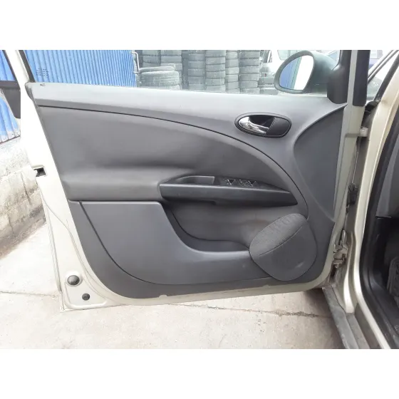 SEAT TOLEDO (5P2) '2004 * PLATA