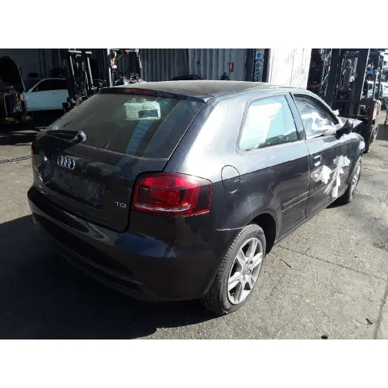 AUDI A3 (8P) '2010 1.6 TDI AMBITION NEGRO
