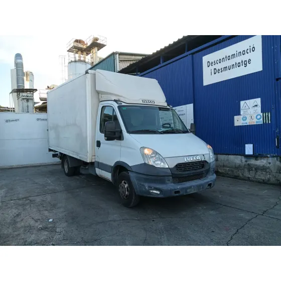 Iveco DAILY VI FURGONETA 2014