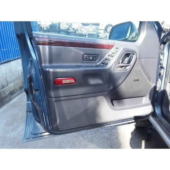 CHRYSLER JEEP GR.CHEROKEE (WJ/WG) '2001 * GRIS OSCURO
