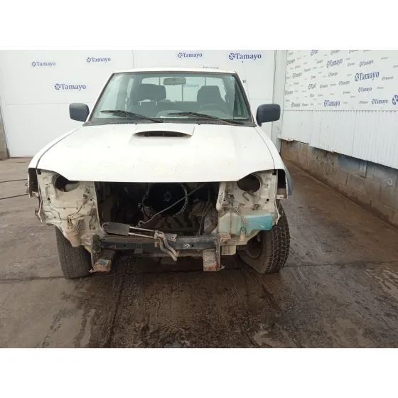 NISSAN PICK-UP (D22) '2003 2.5 16V TURBODIESEL CAT BLANCO