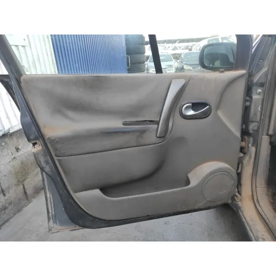 RENAULT SCENIC II '2006 1.5 DCI DIESEL GRIS OSCURO