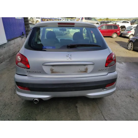 PEUGEOT 206+ '2011 BASICO PLATA
