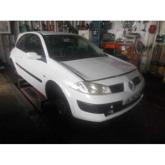 RENAULT MEGANE II BERLINA 5P '2005 1.9 DCI DIESEL BLANCO