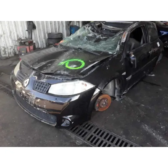 RENAULT MEGANE II BERLINA 3P '2004 * NEGRO
