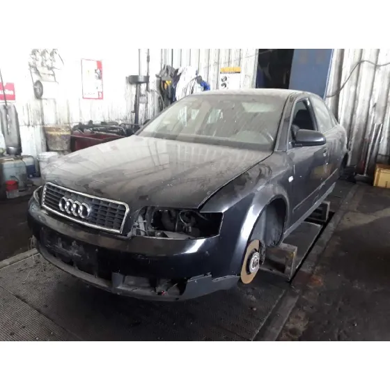AUDI A4 BERLINA (8E) '2002 2.5 V6 24V TDI NEGRO