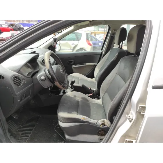 RENAULT CLIO III '2010 1.5 DCI DIESEL PLATA