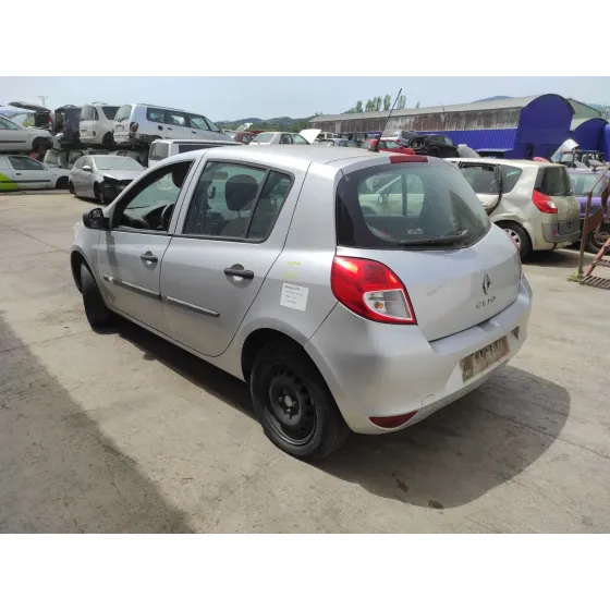 RENAULT CLIO III '2010 1.5 DCI DIESEL PLATA