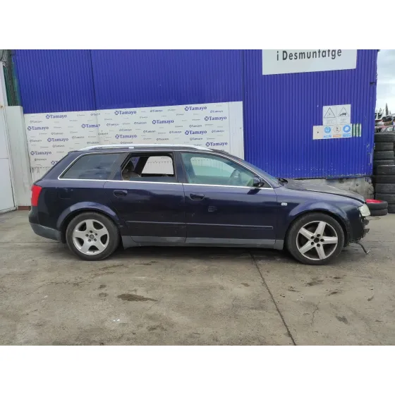 AUDI A4 AVANT (8E) '2002 1.9 TDI NEGRO