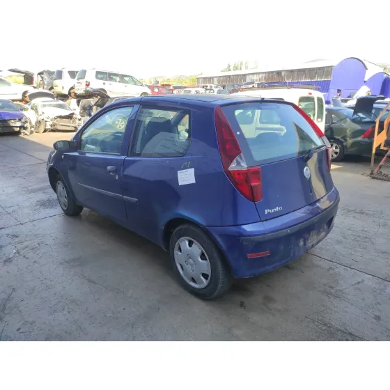 FIAT PUNTO BERLINA (188) '2003 1.2 CAT AZUL