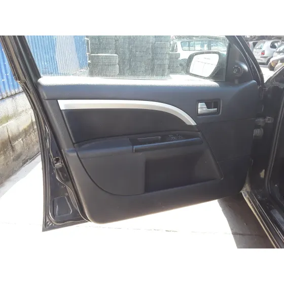 FORD MONDEO BERLINA (GE) '2004 MONDEO (GE) (2000 - 2007) NEGRO