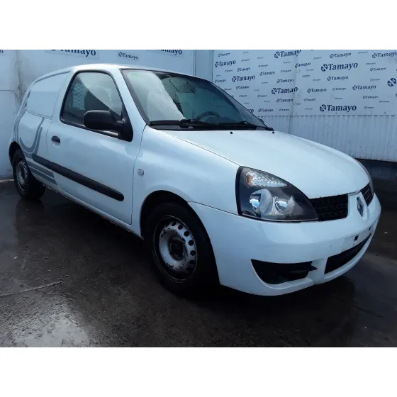RENAULT CLIO II FASE II (B/CB0) '2007 1.5 DCI DIESEL BLANCO