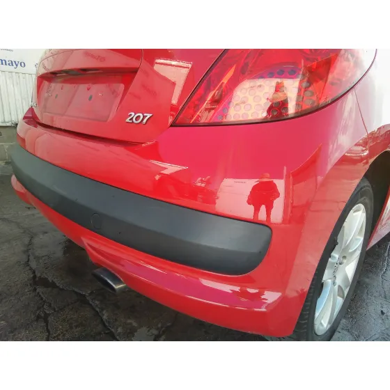 PEUGEOT 207 '2008 1.6 16V HDI ROJO