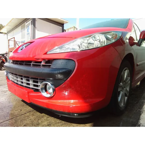 PEUGEOT 207 '2008 1.6 16V HDI ROJO