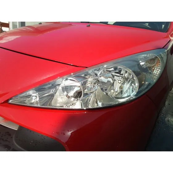 PEUGEOT 207 '2008 1.6 16V HDI ROJO