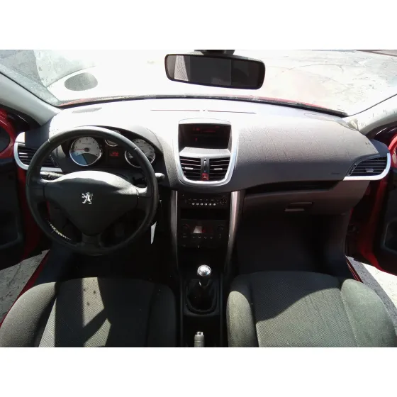 PEUGEOT 207 '2008 1.6 16V HDI ROJO