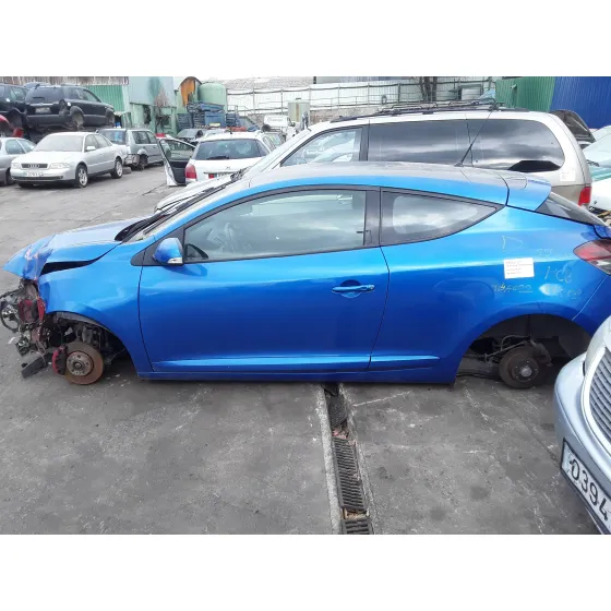 RENAULT MEGANE III COUPE '2009 1.5 DCI DIESEL AZUL
