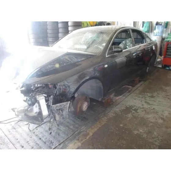 AUDI A6 BERLINA (4F2) '2005 2.0 TDI NEGRO