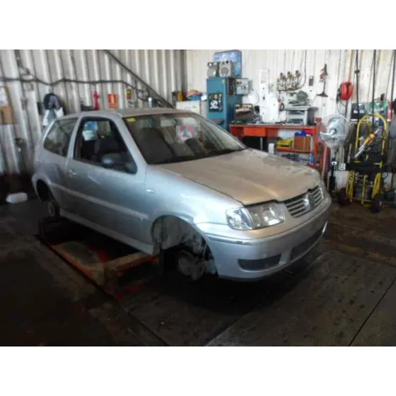 VOLKSWAGEN POLO BERLINA (6N2) '2001 1.4 PLATA