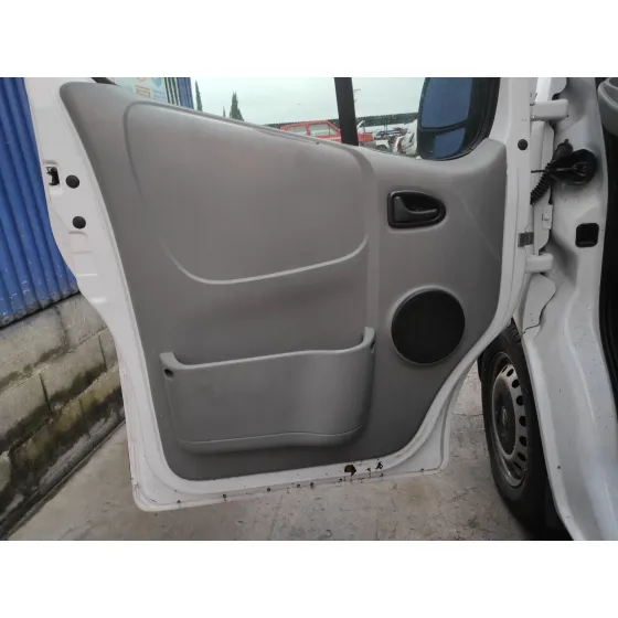 OPEL VIVARO '2012 FURGON BLANCO