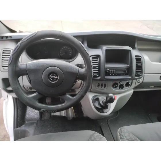 OPEL VIVARO '2012 FURGON BLANCO