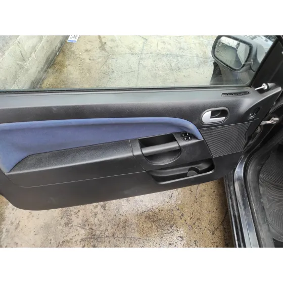 FORD FIESTA (CBK) '2004 1.4 TDCI CAT NEGRO