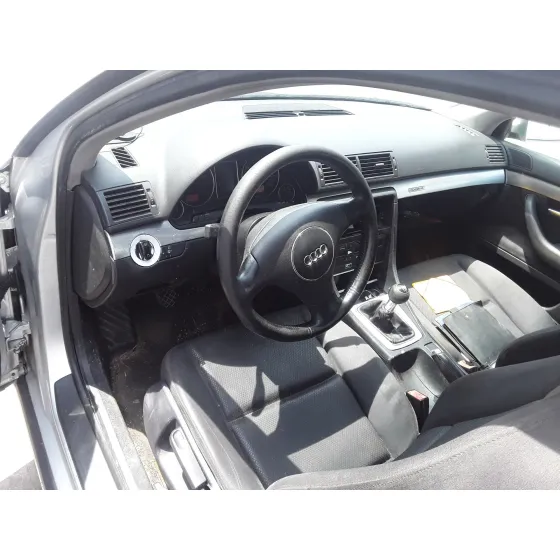 AUDI A4 BERLINA (8E) '2001 2.5 V6 24V TDI PLATA