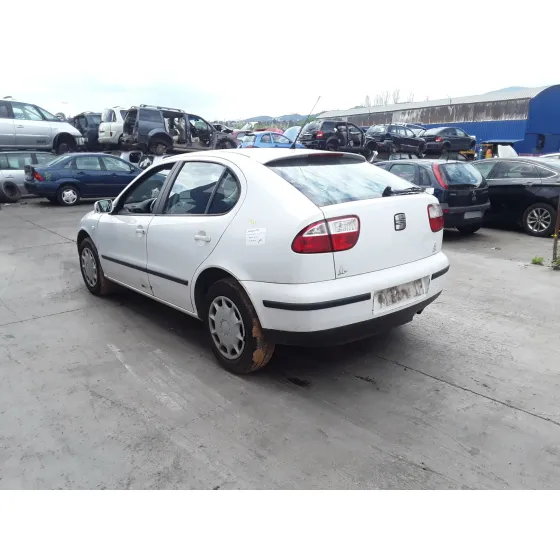 SEAT LEON (1M1) '2002 * BLANCO