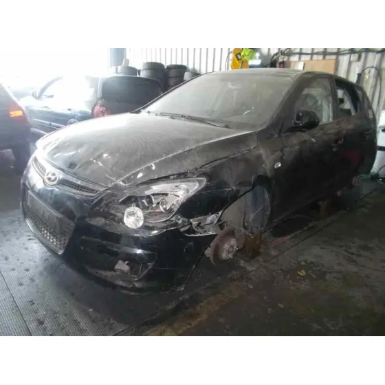 HYUNDAI I30 '2007 1.6 CRDI CAT NEGRO