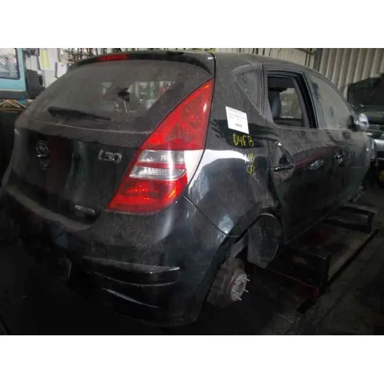 HYUNDAI I30 '2007 1.6 CRDI CAT NEGRO