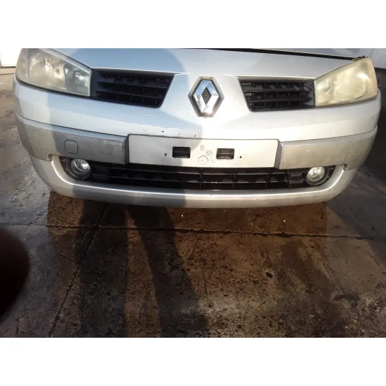 RENAULT MEGANE II CLASSIC BERLINA '2005 1.6 16V PLATA