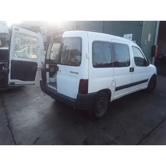 PEUGEOT PARTNER (S1) '2004 1.9 DIESEL BLANCO