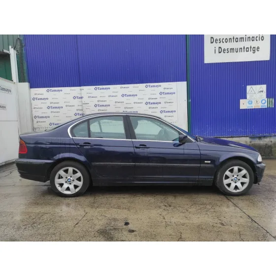BMW SERIE 3 BERLINA (E46) '2001 2.0 16V DIESEL CAT AZUL MARINO