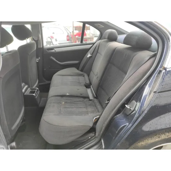 BMW SERIE 3 BERLINA (E46) '2001 2.0 16V DIESEL CAT AZUL MARINO