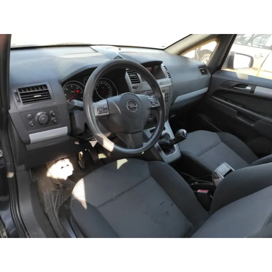 OPEL ZAFIRA B '2006 1.9 CDTI NEGRO
