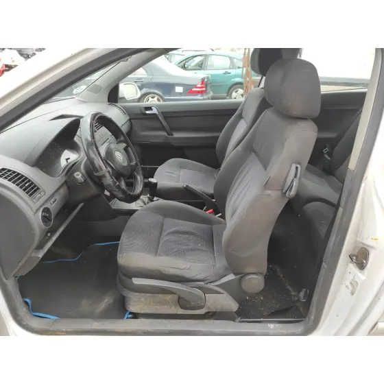 VOLKSWAGEN POLO (9N3) '2006 1.4 TDI DPF BLANCO