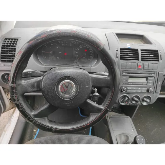 VOLKSWAGEN POLO (9N3) '2006 1.4 TDI DPF BLANCO