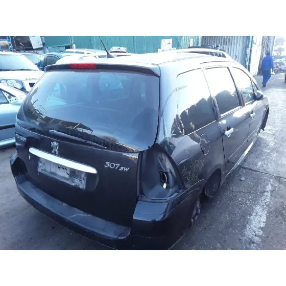 PEUGEOT 307 BREAK / SW (S1) '2005 2.0 16V HDI FAP CAT (RHR / DW10BTED4) NEGRO