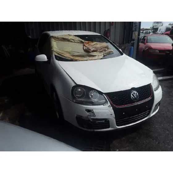VOLKSWAGEN GOLF V BERLINA (1K1) '2008 2.0 TDI DPF BLANCO