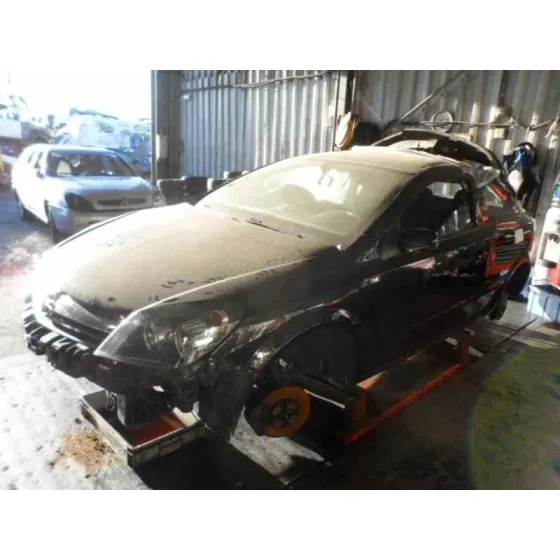 OPEL ASTRA GTC '2006 1.6 16V NEGRO